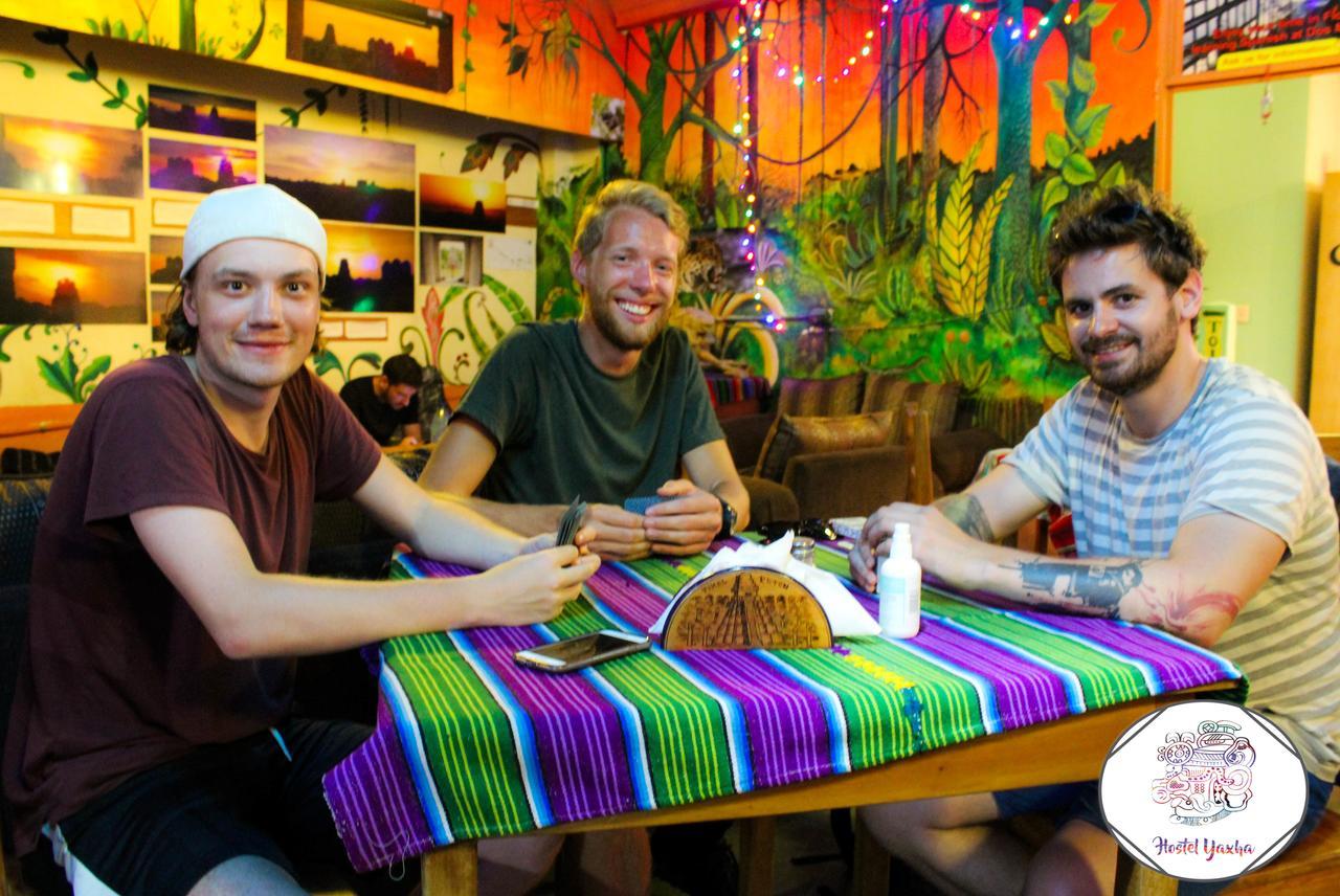 Tikal Backpackers Hostel Flores Kültér fotó