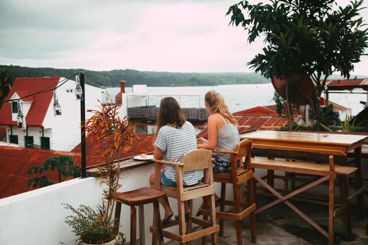 Tikal Backpackers Hostel Flores Kültér fotó