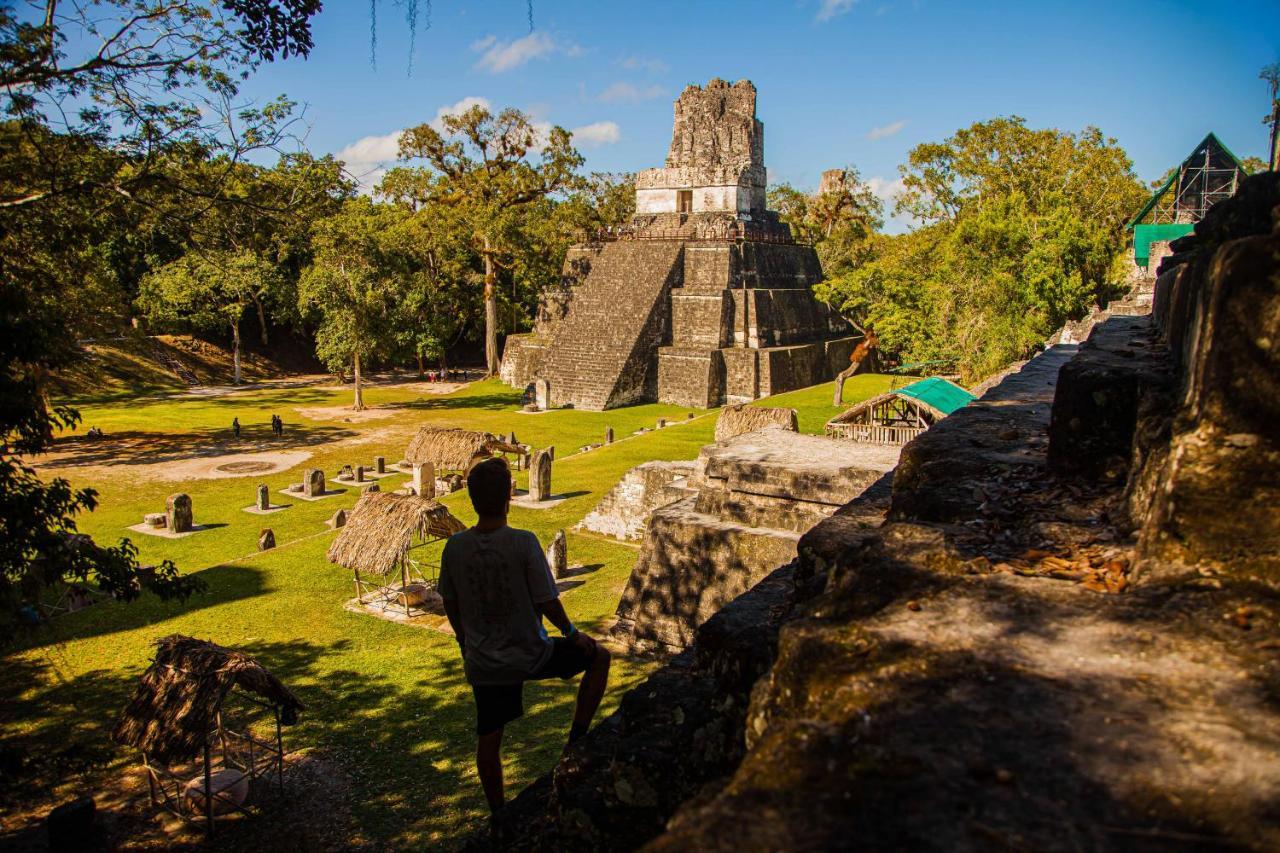 Tikal Backpackers Hostel Flores Kültér fotó